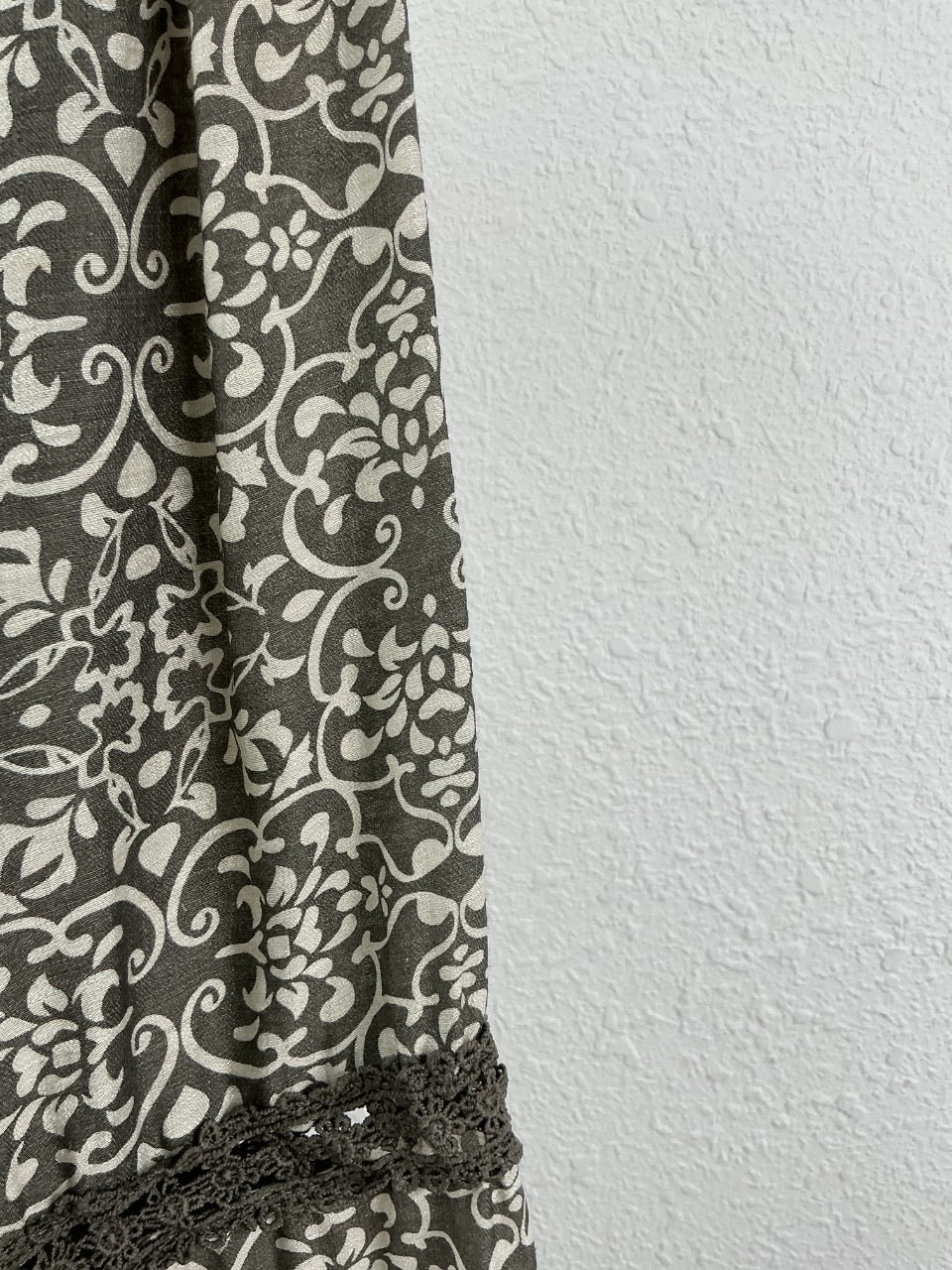 Blouse femme kaki imprimée écru – Alma