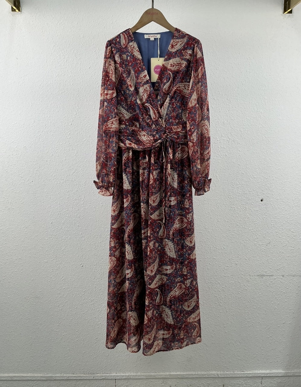 Robe longue imprimée cache-cœur – Bleu & Bordeaux