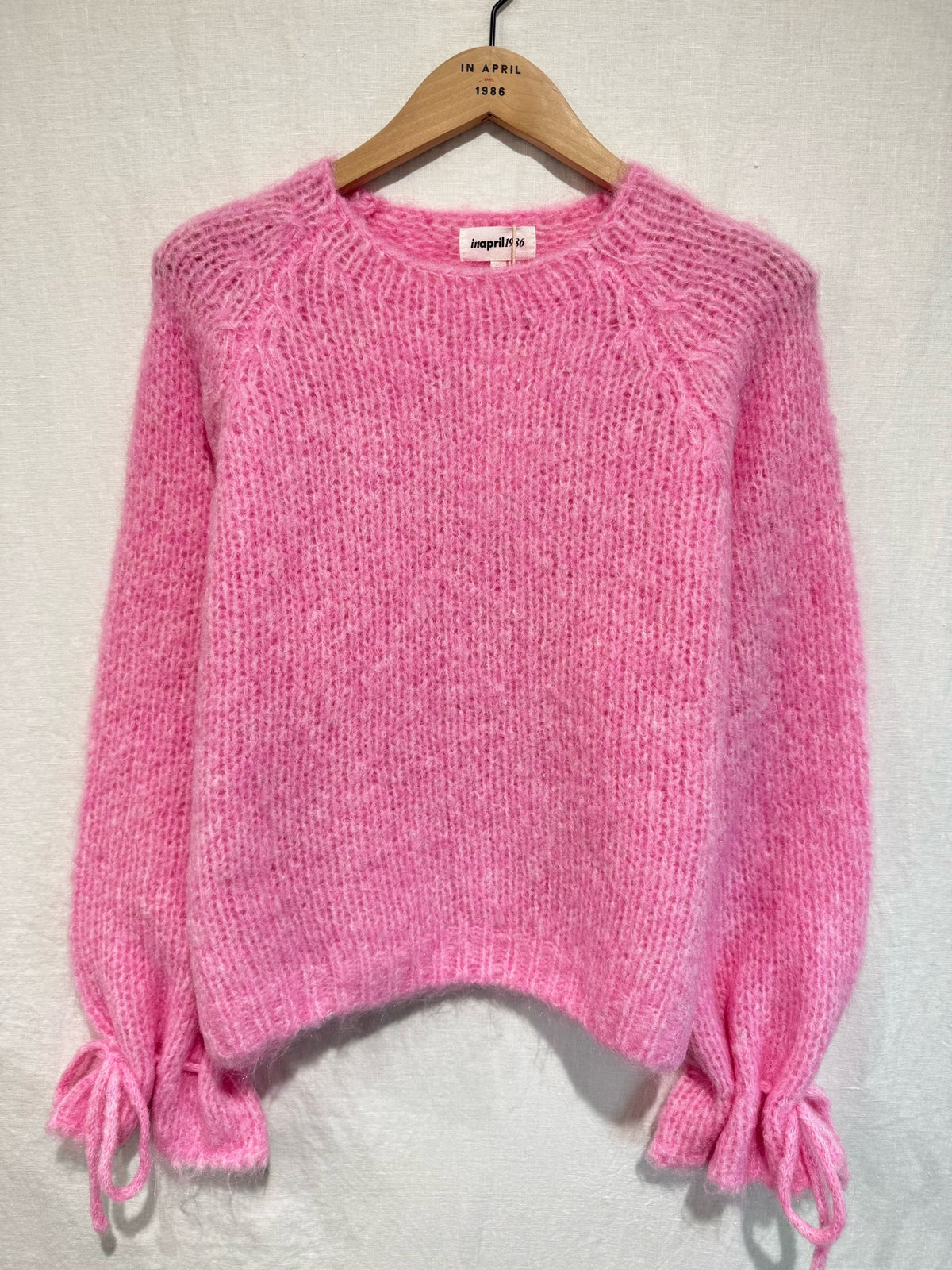 Pull Rose en Maille à Liens aux Poignets
