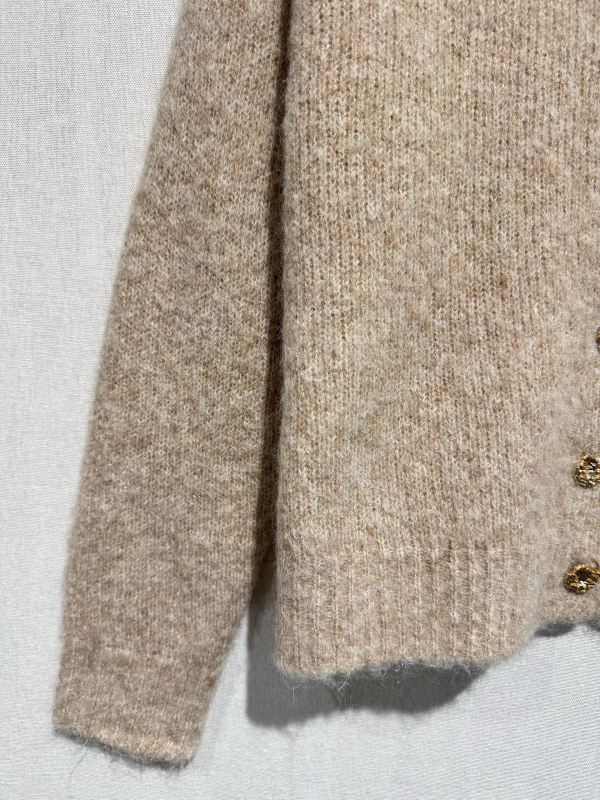 Gilet Beige à Boutons Dorés