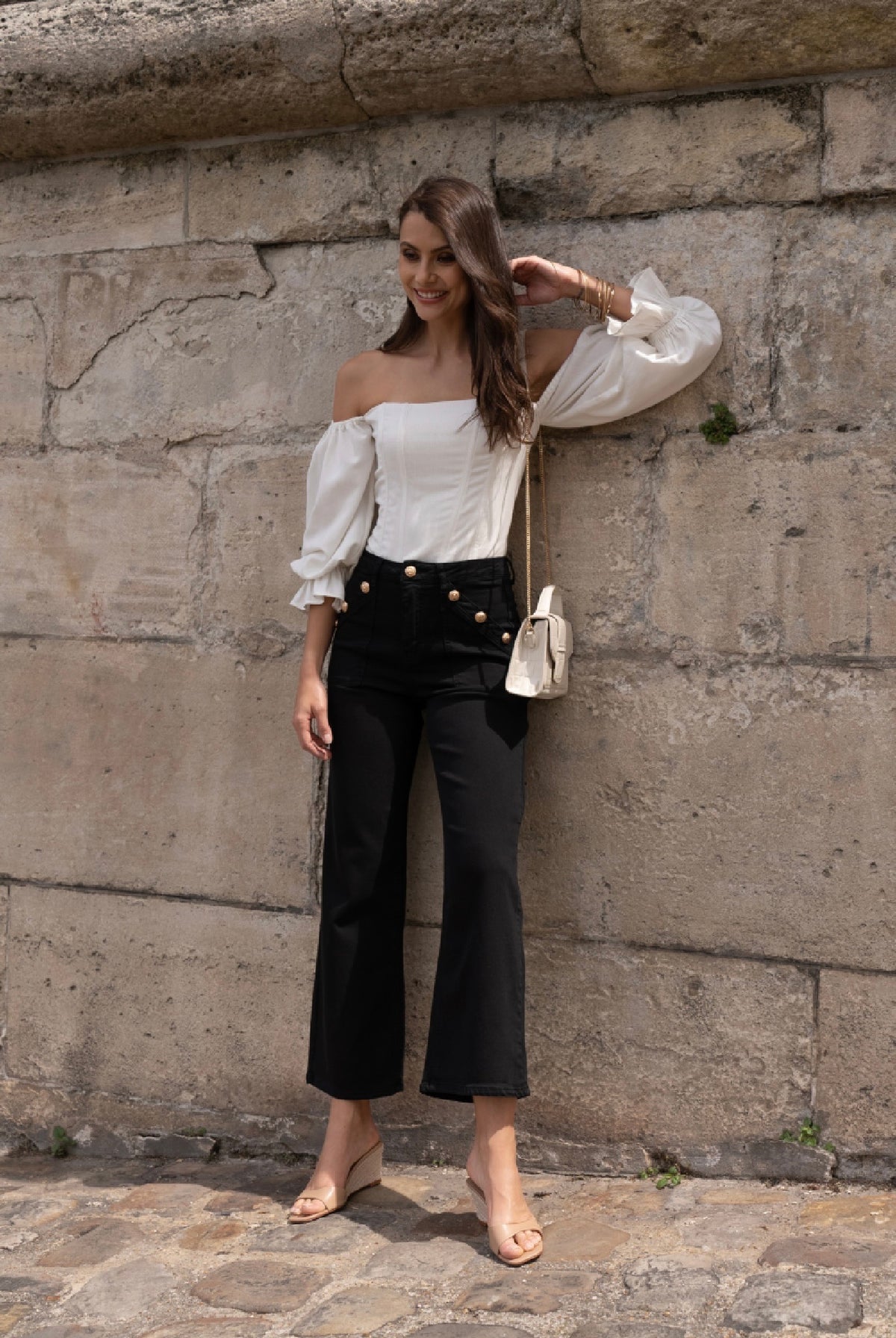 Jean Wide Leg Taille Haute – Noir & Boutons Dorés