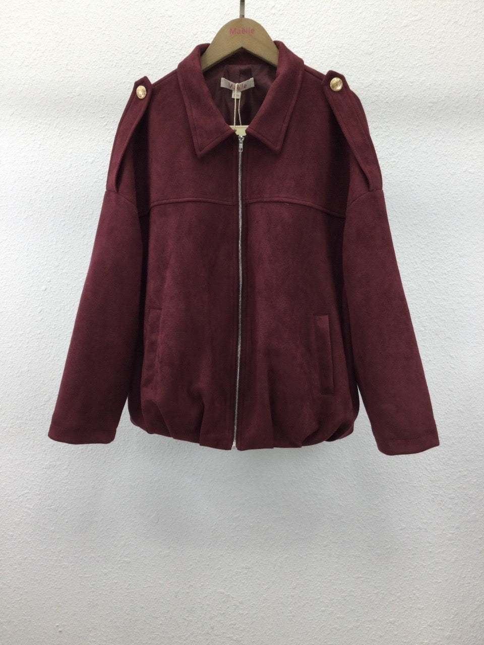 Veste effet suédine Bordeaux – Détails dorés