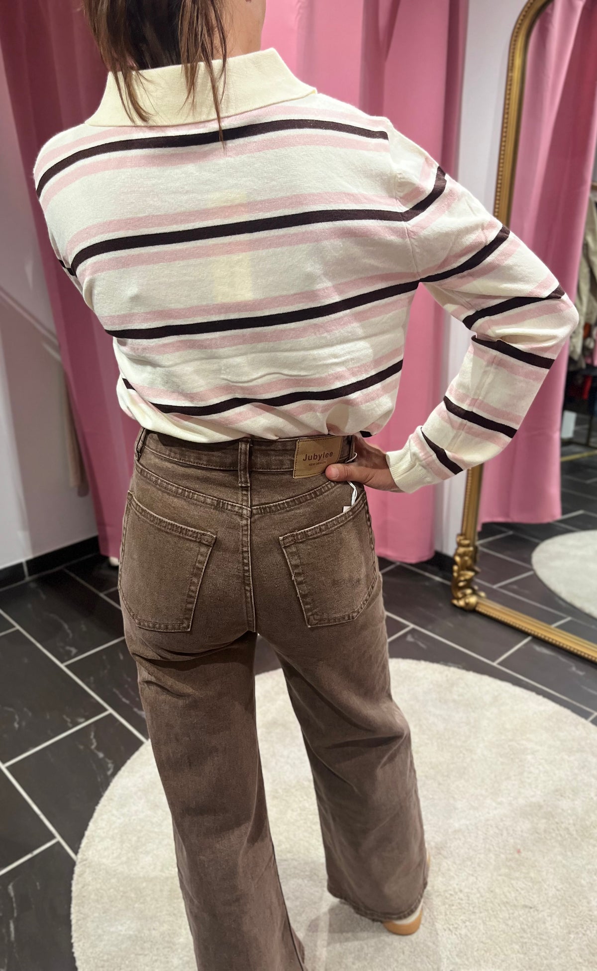 Polo en maille rayé écru, rose & chocolat