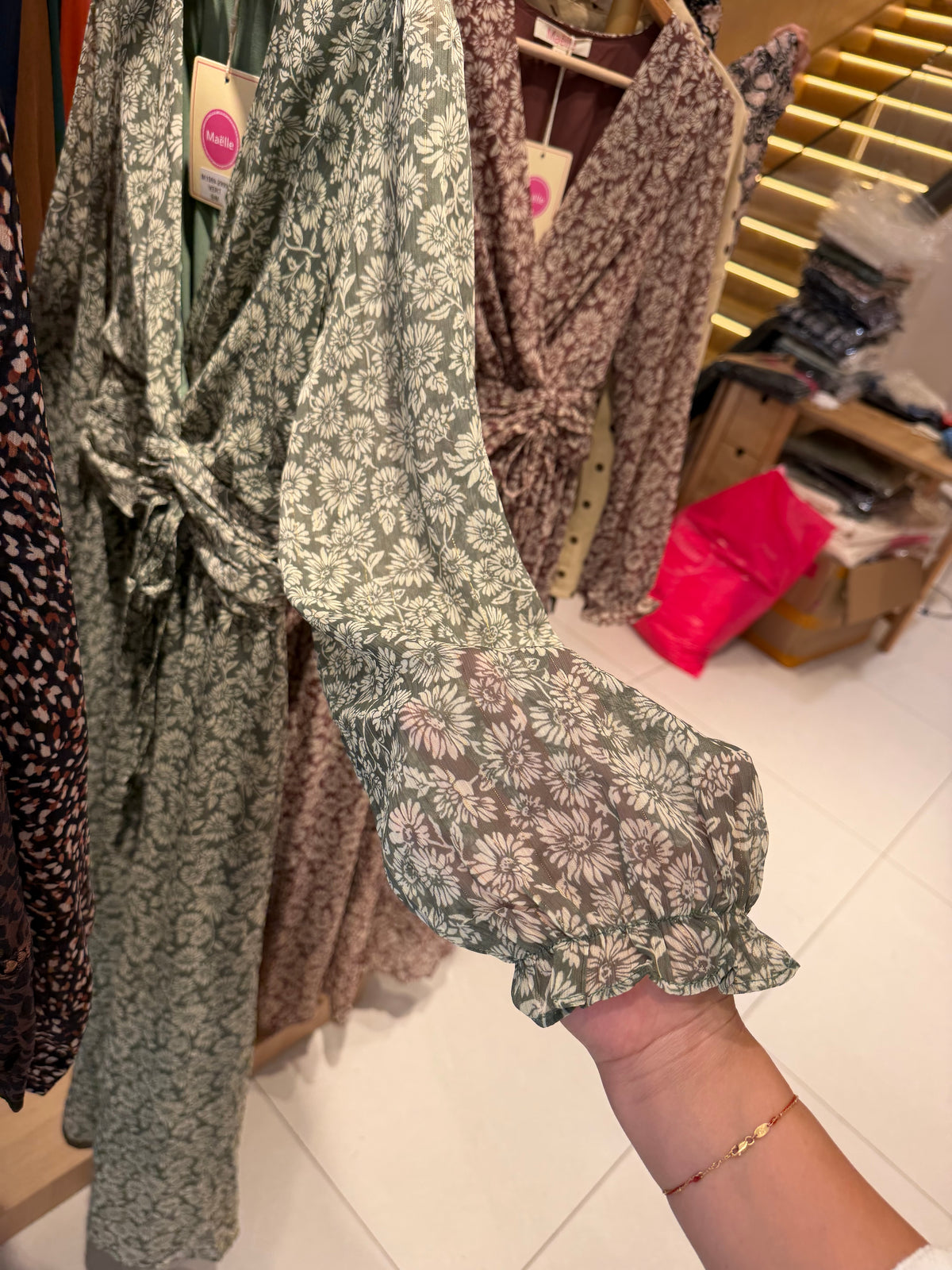 Robe longue fleurie cache-cœur verte