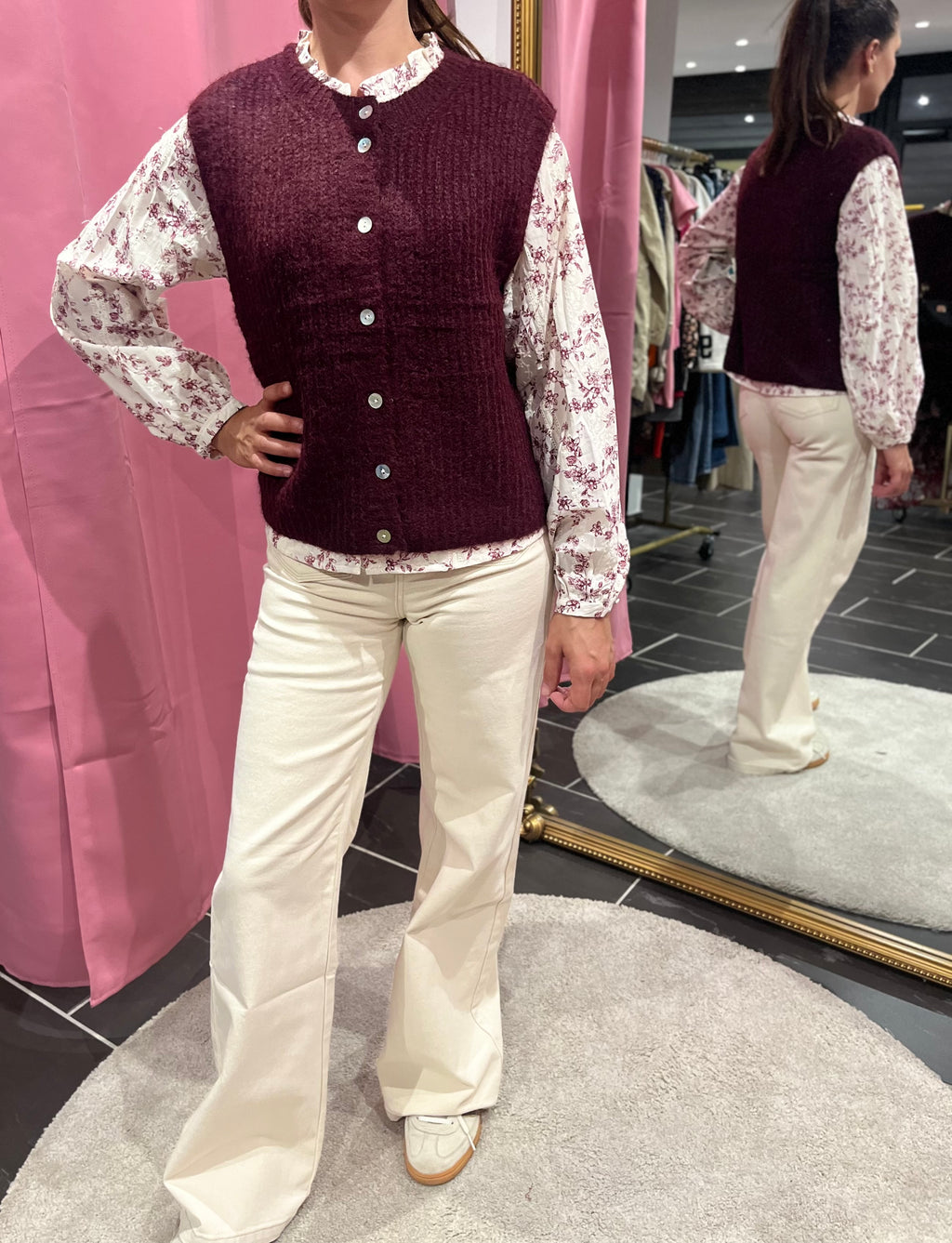Chemise fleurie écrue & bordeaux – 100 % coton