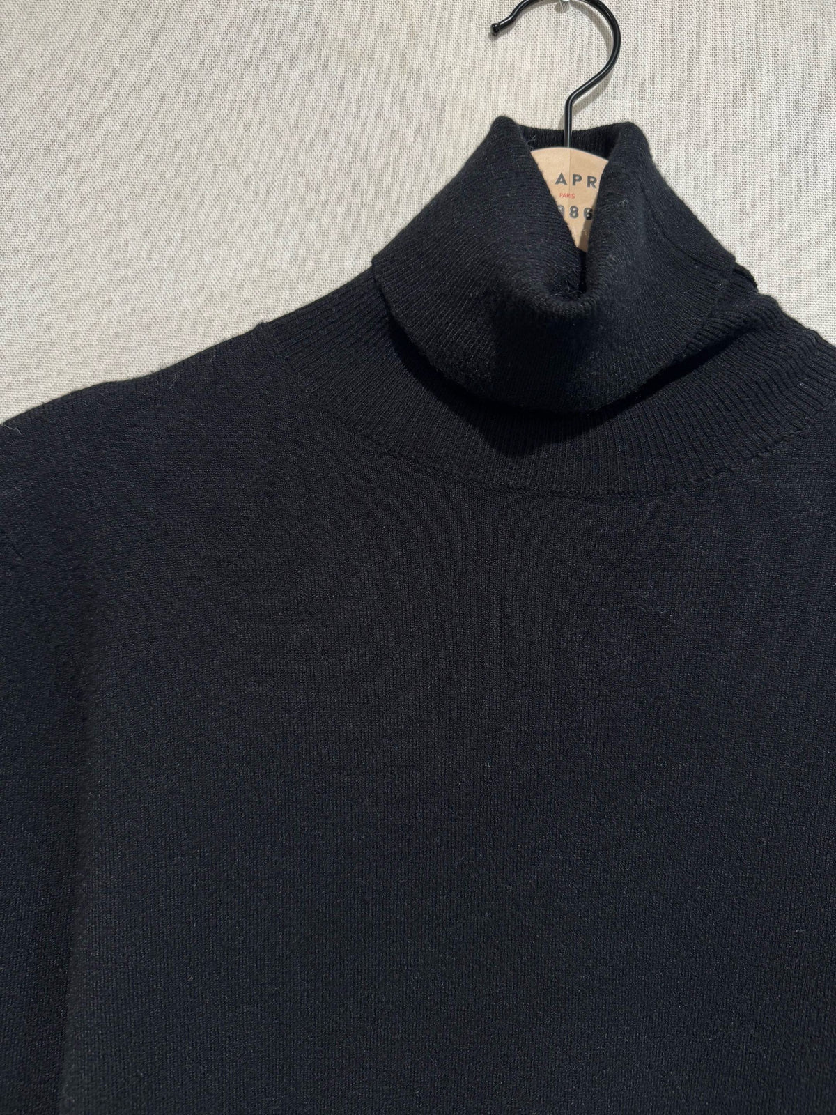 Pull col roulé fin