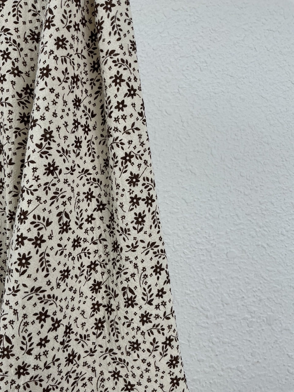 Blouse femme écrue fleurie chocolat – Ninon