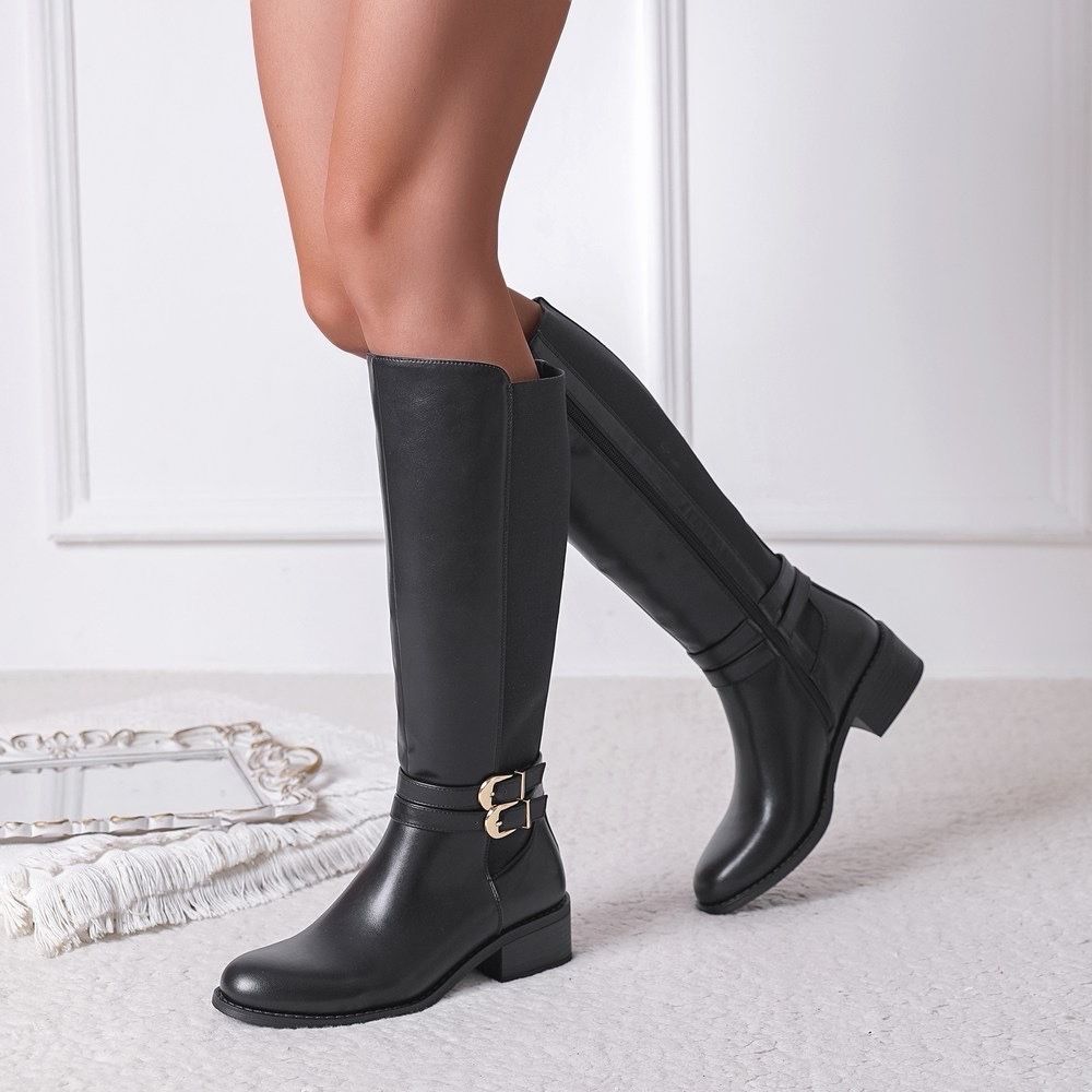 Bottes hautes noires à doubles boucles dorées