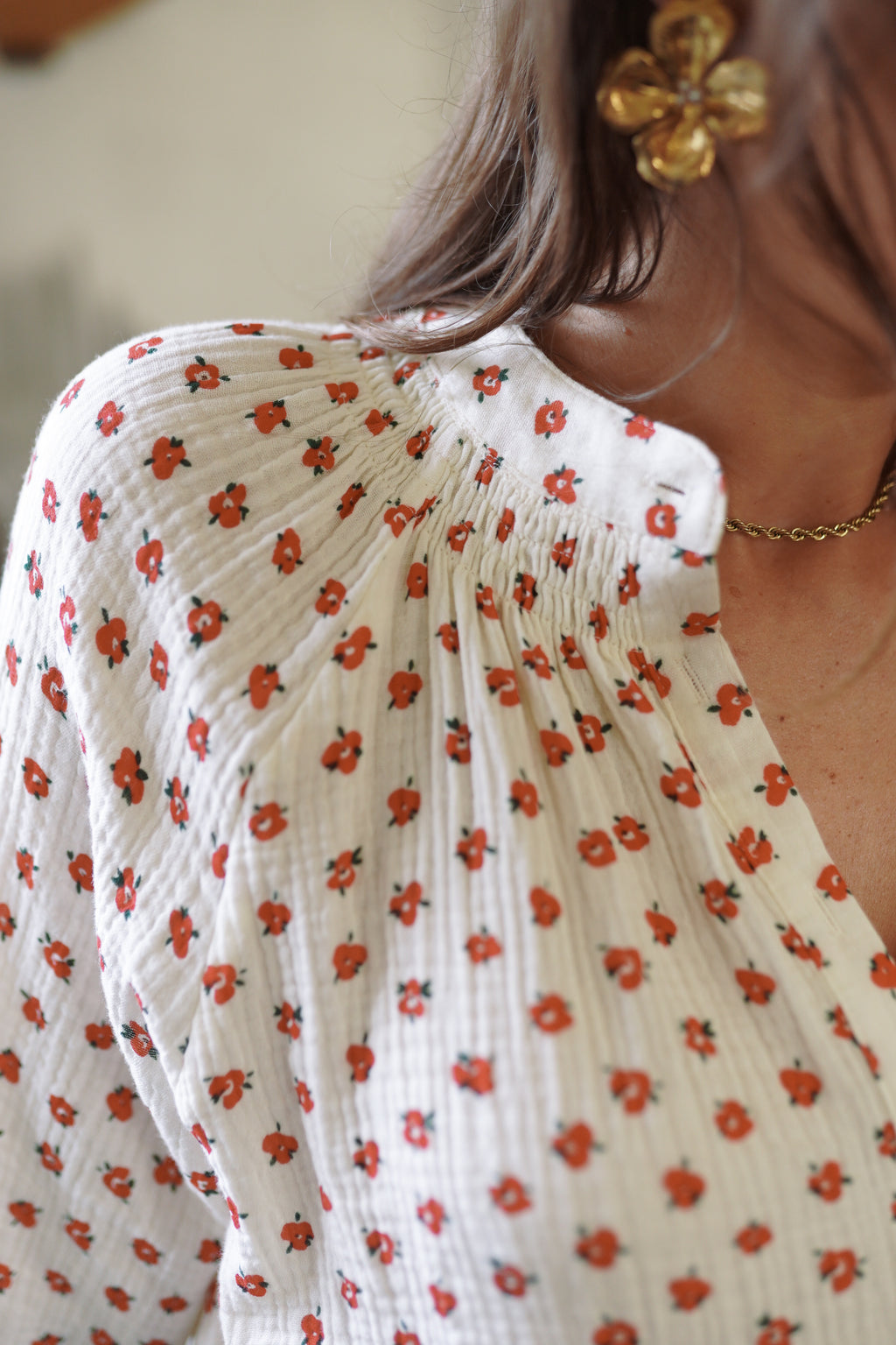 Blouse fleurie en gaze de coton