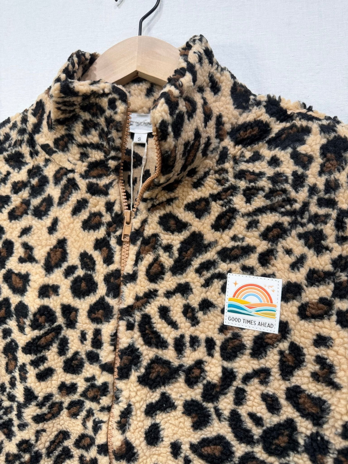 Polaire léopard zippée femme – Beige & noir