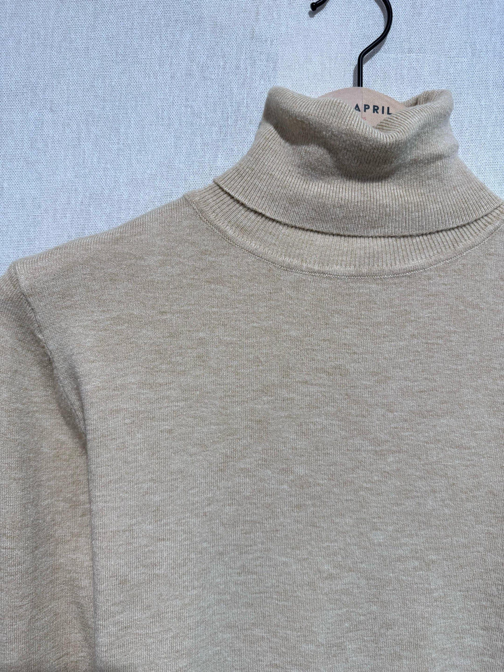 Pull col roulé fin