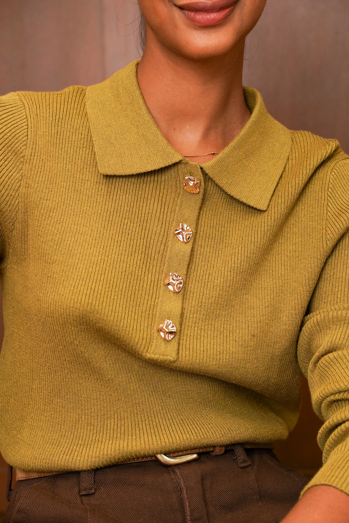 Pull en maille avec col – Vert olive