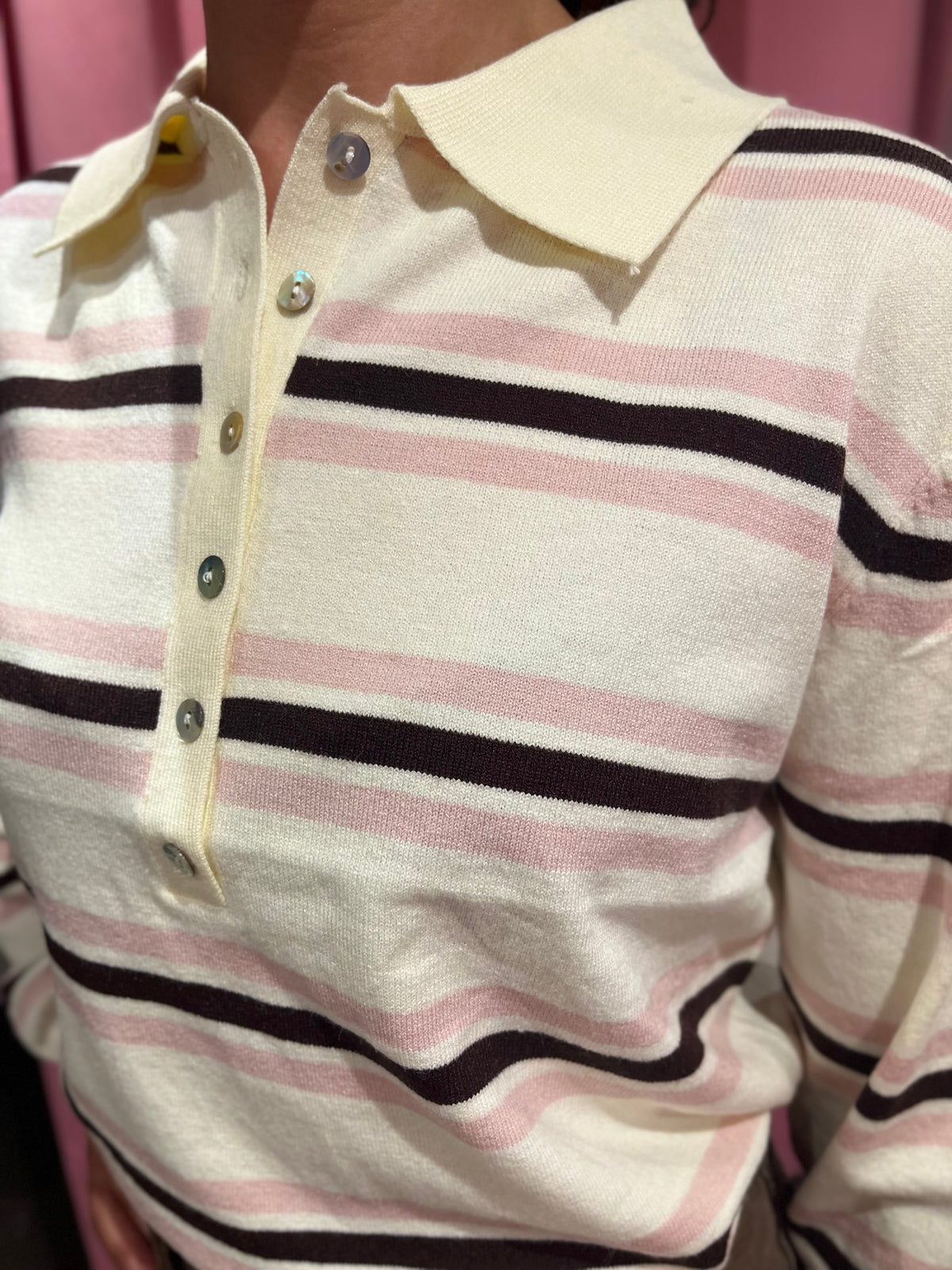 Polo en maille rayé écru, rose & chocolat