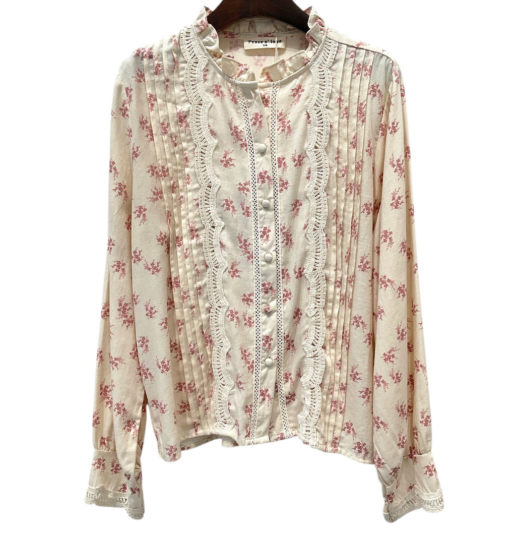 Chemise fleurie à détails dentelle – Rose poudré