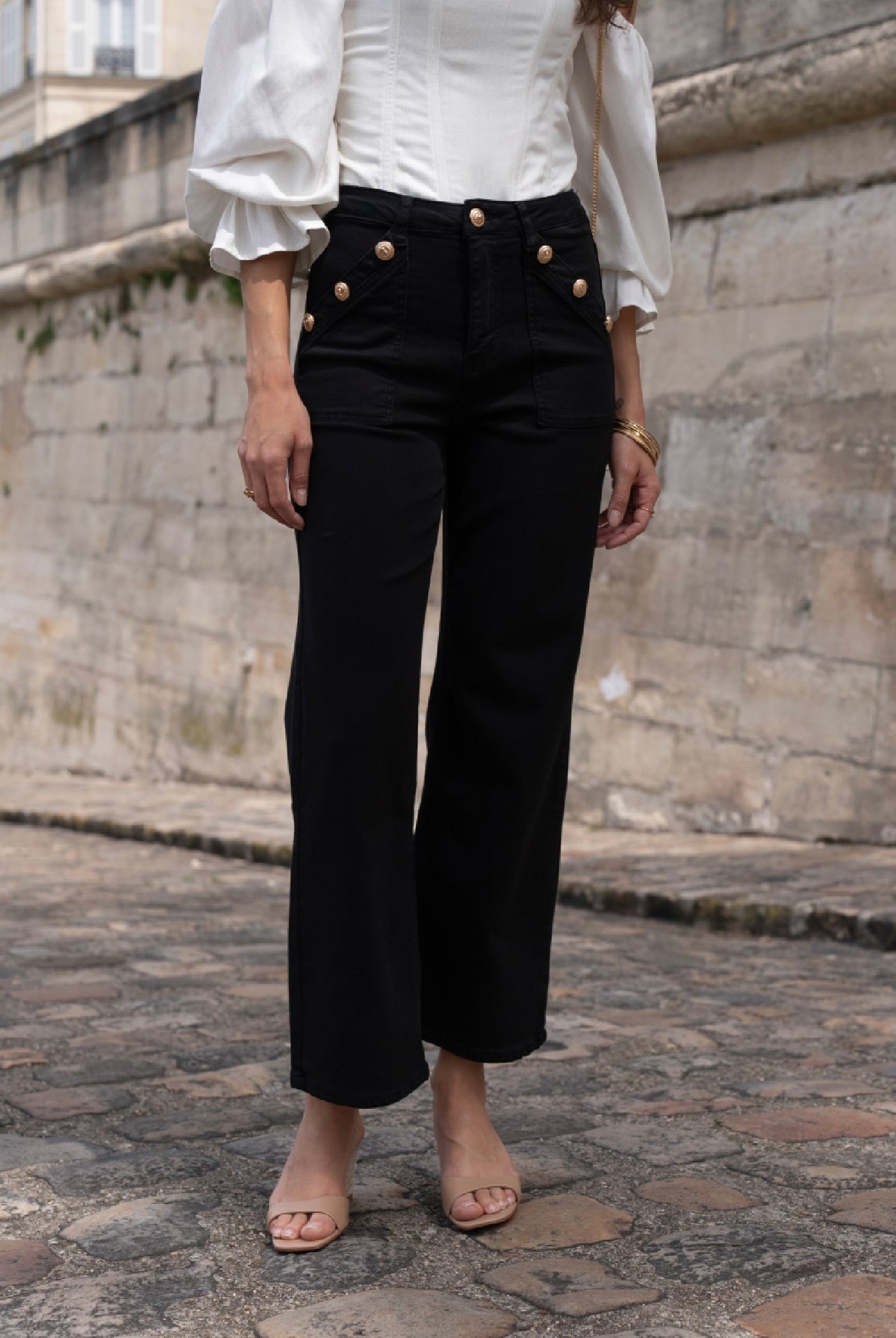 Jean Wide Leg Taille Haute – Noir & Boutons Dorés