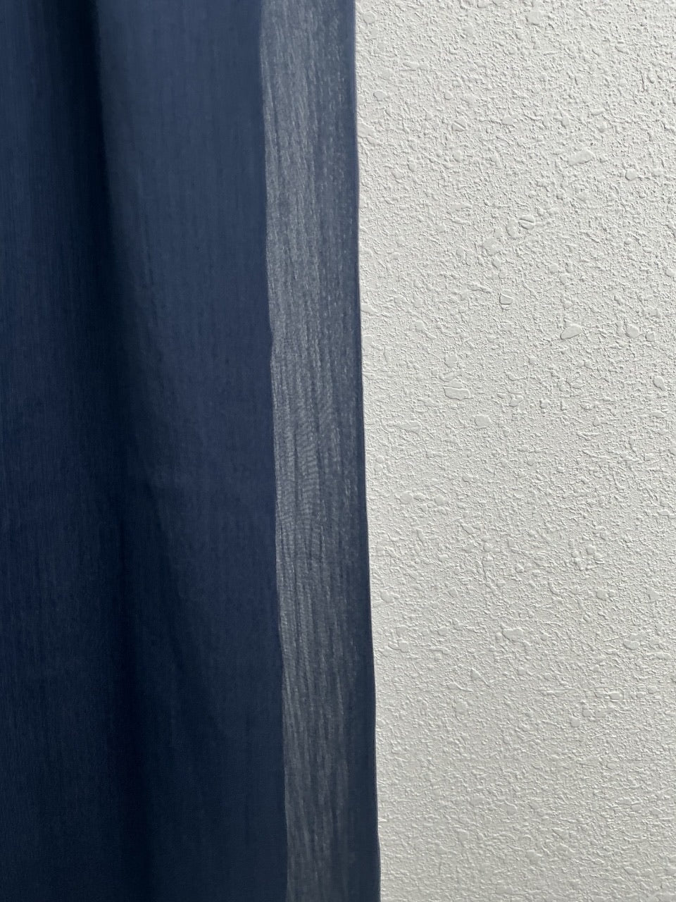 Robe longue fluide cache-cœur bleu marine